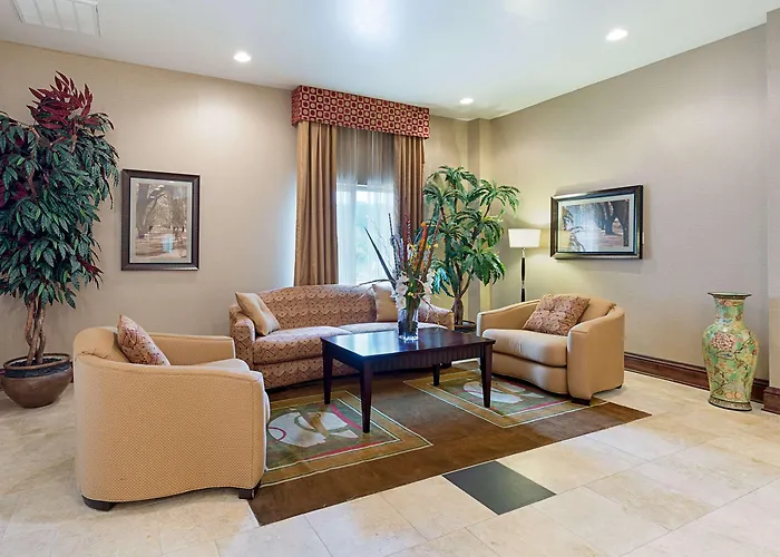 Comfort Suites